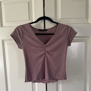 Cropped purple V Top
